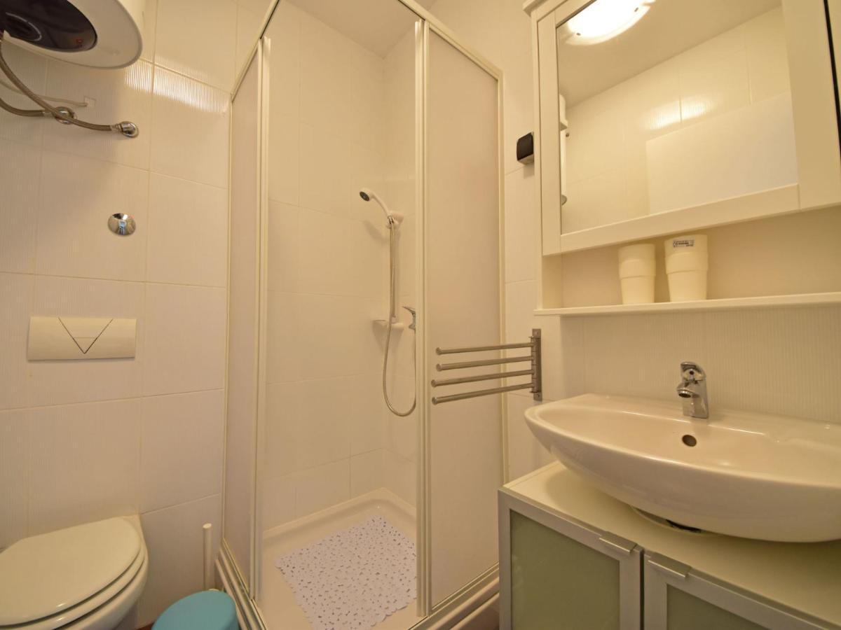 Apartment Cvit-2 Klenovica Extérieur photo